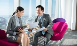 Môi giới chuyên nghiệp vẫn chốt khách đều dù dịch bệnh