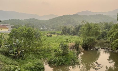 Siêu phẩm hiếm có 6500m 3266m ont suối lớn bám vùng quanh, view đẹp, bám đường nhựa liên xã tại Kim Bôi – Hòa Bình