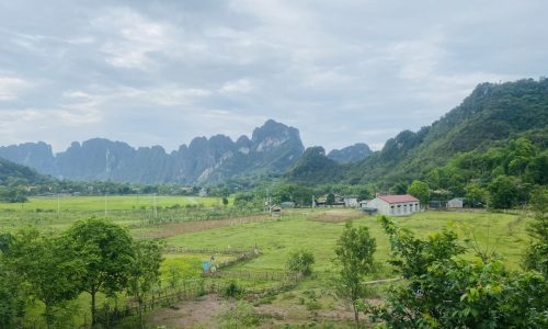 BÁN GẤP LÔ ĐẤT CỰC PHẨM VIEW Ở LƯƠNG SƠN CÓ DT 3546m2 MÀ GIÁ CHỈ ĐÚNG 1tr/m2