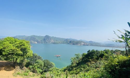 SIÊU PHẨM VIEW LÒNG HỒ HÒA BÌNH CỰC KÌ ĐẸP CÓ DIỆN TÍCH 1,1HA  CHỈ CÁCH HÀ NỘI 70KM