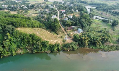 CẦN CHUYỂN NHƯỢNG LẠI THỬA ĐẤT HƠN 2000M2 BÁM SÔNG BÔI