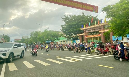 3 lô liền kề, sát khu phố chợ sầm uất, ven Hội An, sẵn sổ giá chỉ 6trieu/m2