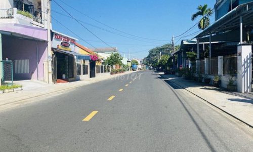 ?Đất Đô Thị ngay TTHC Huyện Sát Đường Nhựa 7m5 Gía Chỉ 6xx