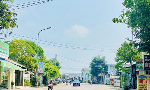 Bán gấp mặt tiền đường Hùng Vương KD buôn bán sầm uất