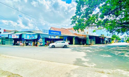 2lo liền kề, 210m2, sẵn sổ, sát mặt tiền đường nhựa, giá 7xx