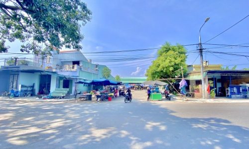 Bán gấp 145m2, đường QH 10m5, sau lưng UBND huyện