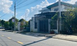 Đất trung tâm thị trấn, gần quốc lộ 1A, Giá chỉ 8xx triệu