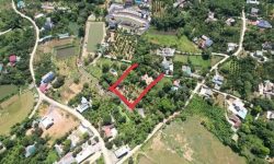 BÁN GẤP LÔ ĐẤT BÁM SUỐI SẴN KHUÔN VIÊN DT 2153m2 (400m2 ONT) NẰM TRONG QUẦN THỂ NGHỈ DƯỠNG