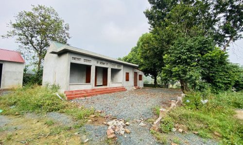 BÁN GẤP LÔ ĐẤT CÓ DT 886m2 (400m2 ONT) ĐÃ XÂY DỰNG SẴN ĐẦY ĐỦ KHUÔN VIÊN, CHỈ VIỆC VỀ Ở