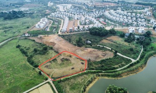 BÁN GẤP LÔ ĐẤT NGHỈ DƯỠNG CÓ DT 3200m2 (300m2 ONT) NGAY CẠNH DỰ ÁN LEGACY HILL