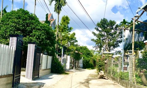 Bán gấp 595m2 đất ở đô thị hoàn toàn trung tâm thị trấn- gần Hội An. Giá chỉ 3 triêu/m2