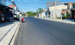 Block liền kề ngay sân vận động Huyện,sổ sẵn từng lô.Giá từ 8xx triệu/lô