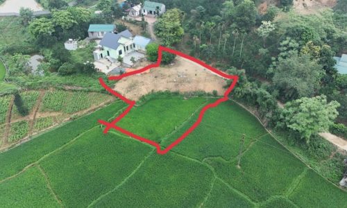 BÁN GẤP LÔ ĐẤT CÓ DT 920m2 VIEW CÁNH ĐỒNG CỰC ĐẸP GIÁ CHỈ 2,x TỶ