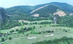 BÁN GẤP LÔ ĐẤT CÓ DT 4000m2 (350m2 ONT) SẴN NHÀ VIEW NHÌN TOÀN BỘ RA SÂN GOFL CỰC ĐẸP