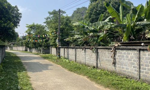 BÁN GÁP LÔ ĐẤT DT 2000m2 CÓ 1000m2 THỔ CƯ VIEW ĐẸP GIÁ RẺ