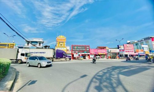 Đất ngay chợ Trung Tâm Nam Phước – Đường BT 5m5 – Sẵn sổ – Giá từ 7xxtr/1 lô.